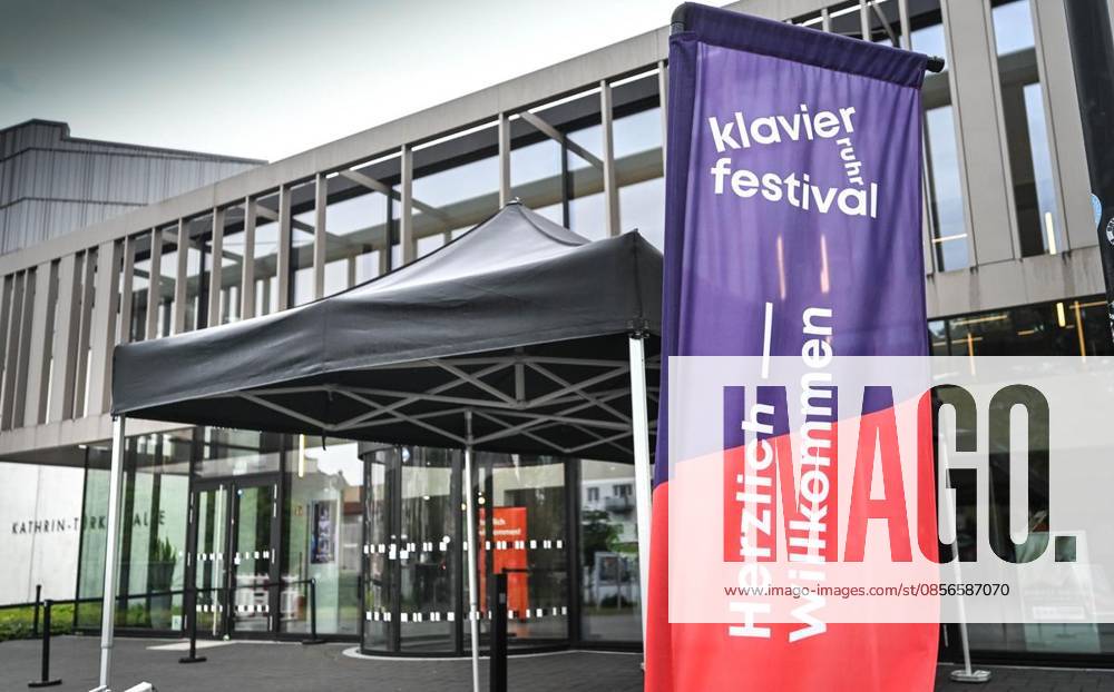 Pianist Alfredo Rodriguez tritt am Mittwoch, 13. Mai 2026, mit seinem Trio in Dinslaken auf. Das Alfredo Rodriguez Trio wird vervollständigt durch Michael Olivera am Schlagzeug und Yarel Hernandez am Bass. Das Klavierfestival Ruhr gastiert zum ersten Mal in Dinslaken. Dinslaken