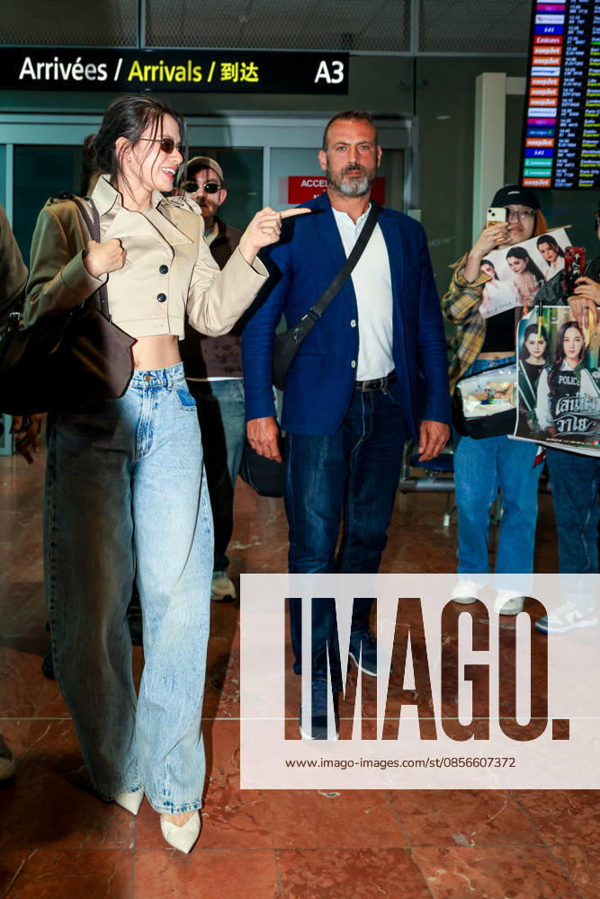 Becky Armstrong arrives at the Nice airport ahead of the 79th Cannes Film Festival, France, on May 14, 2026 Laetitia Notarianni Bestimage Celebs arrive at the Nice airport ahead of the 79th Cannes Film Festival, France, on May 14, 2026 Nice France