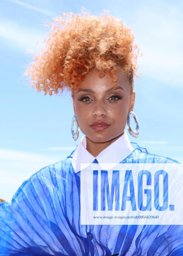 Alicia Aylies Miss France 2017 at the Magnum fashion show on Magnum beach Cannes on the occasion of the 79th Cannes International Film Festival, France, May 14, 2026 Denis Guignebourg Bestimage After announcing the launch of Maison Magnum®, haute couture opens its exceptional podium to A Castillon for an exclusive showcase on May 14 on the Magnum Cannes beach on the occasion of the 79th Cannes Film Festival. Previously at the heart of Maison Magnum® an inaugural fashion show artistically directed by L Roach and couture silhouettes imagined by V Weinsanto celebrating a shared vision of pleasure as a sensory experience, at the crossroads of gourmandise and creativity This new take on gourmandise through creativity and contemporary culture wi