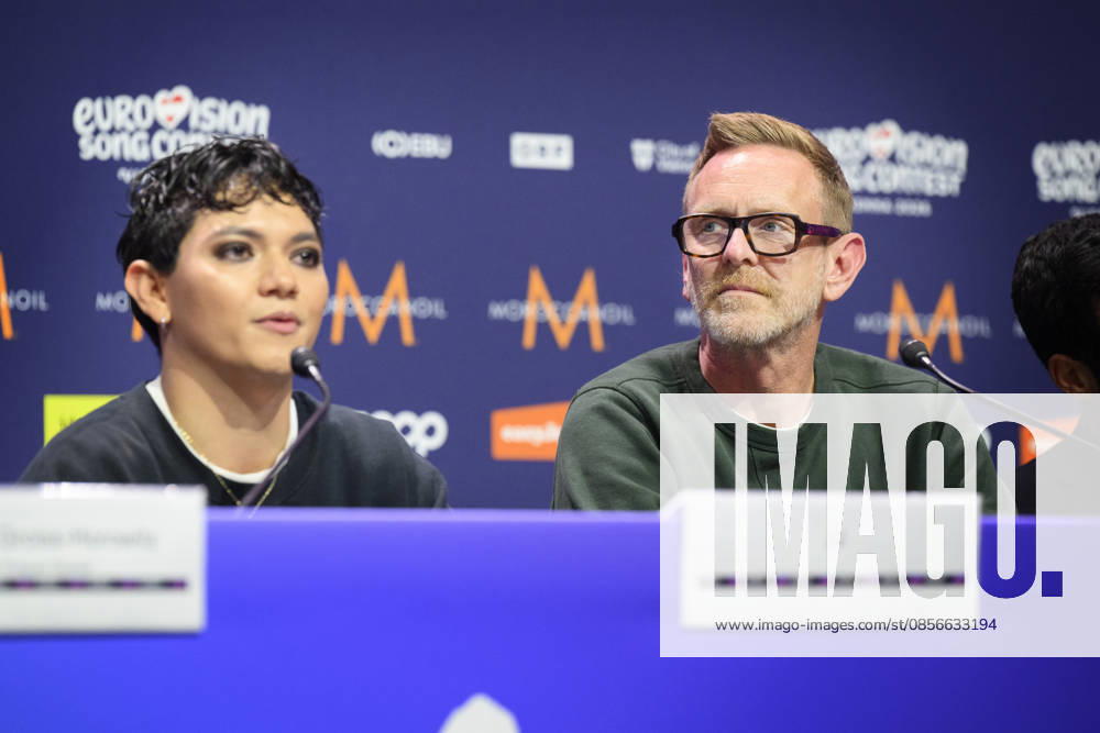 Last year s winner JJ Johannes Pietsch and director of Eurovision Song Contest Martin Green at a press conference during the Eurovision Song Contest ESC in Vienna, Austria, Thursday, May 14, 2026 WIEN AUSTRIA