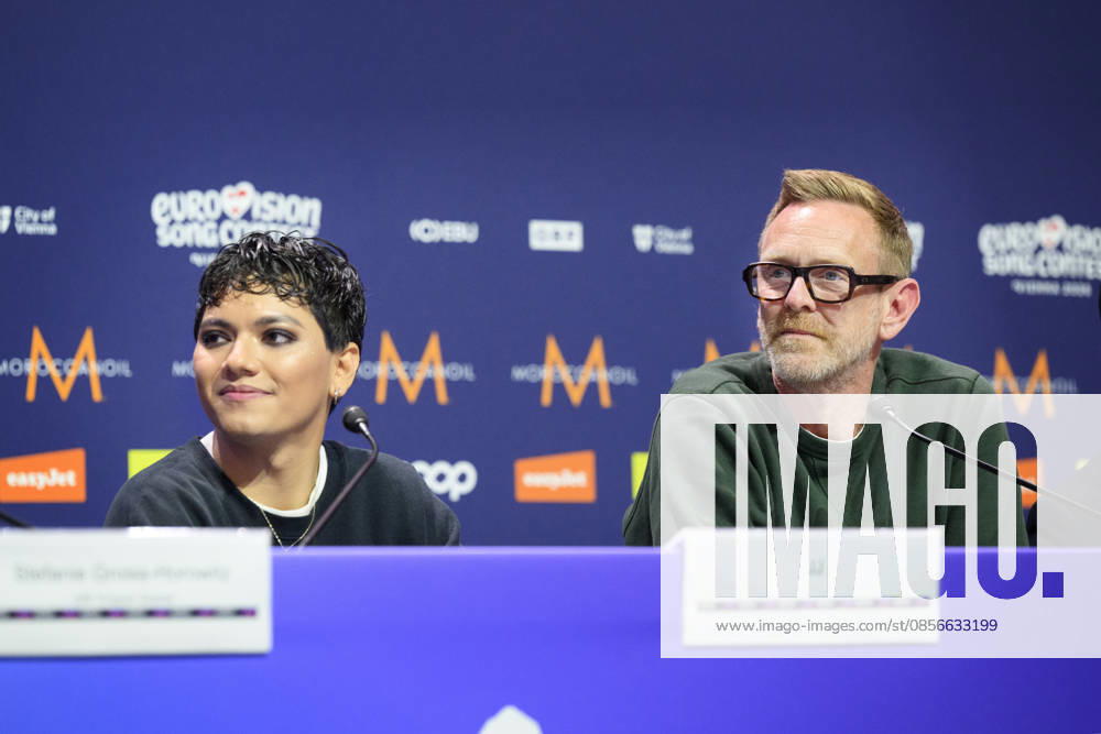 Last year s winner JJ Johannes Pietsch and director of Eurovision Song Contest Martin Green at a press conference during the Eurovision Song Contest ESC in Vienna, Austria, Thursday, May 14, 2026 WIEN AUSTRIA
