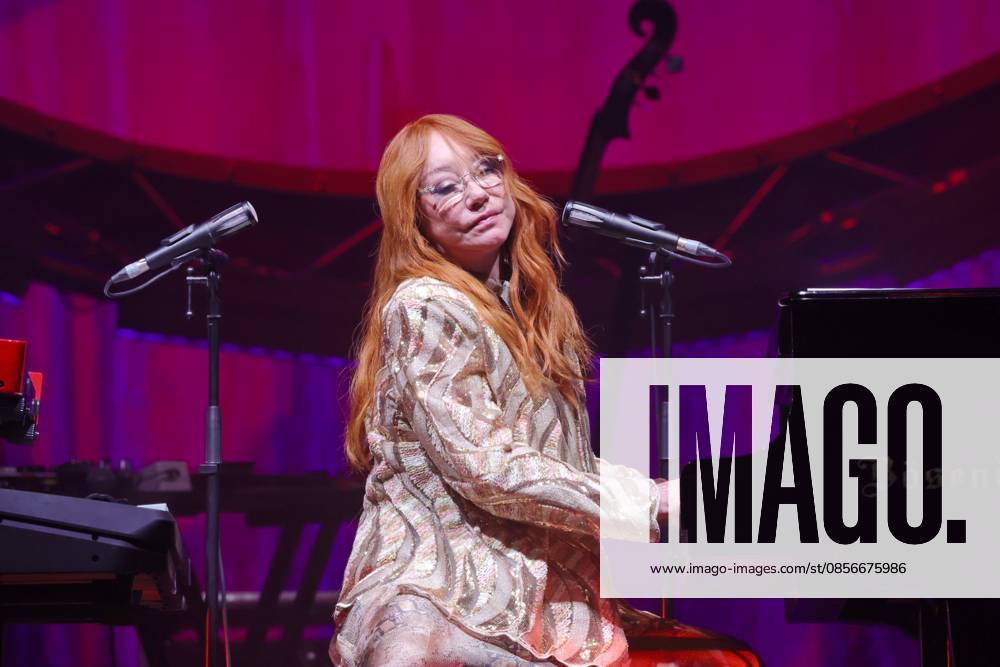 Tori Amos, Sängerin, im Konzert live im Tempodrom, Berlin, Musik, Berlin