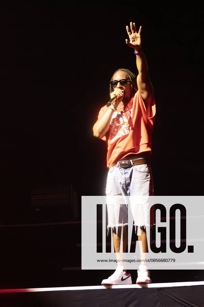 LIL JON performs during the opening act before Pitbull performs on stage during the I AM BACK tour at the iTHINK Financial Amphitheater in West Palm Beach, Florida on Thursday, May 14, 2026. MIA20260515129 GARYxIxROTHSTEIN