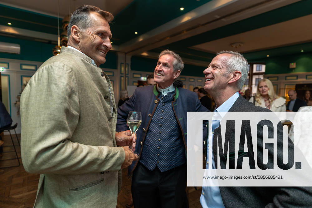 Lars Riedel , Jürgen Blum und Frank Scheppendahl , Welcome-Abend der Pferd International München in der Eventlocation The Resi am Viktualienmarkt in München.