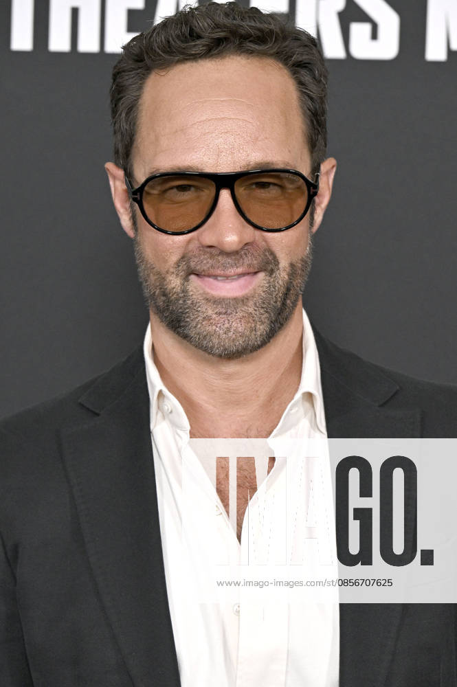 Chris Diamantopoulos bei der Weltpremiere des Kinofilms Star Wars: The Mandalorian and Grogu im TCL Chinese Theatre. Los Angeles, 014.05.2026