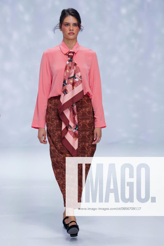 Australian Fashion Week 2026 - Runway - Ngali A model walks the runway during the Ngali Wander with Wonder Runway show at Australian Fashion Week 2026 at the Museum of Contemporary Art on May 15, 2026 in Sydney, Australia., Credit:IOIO IMAGES IOIO Avalon Australia, New South Wales, Sydney, Museum of Contemporary Art