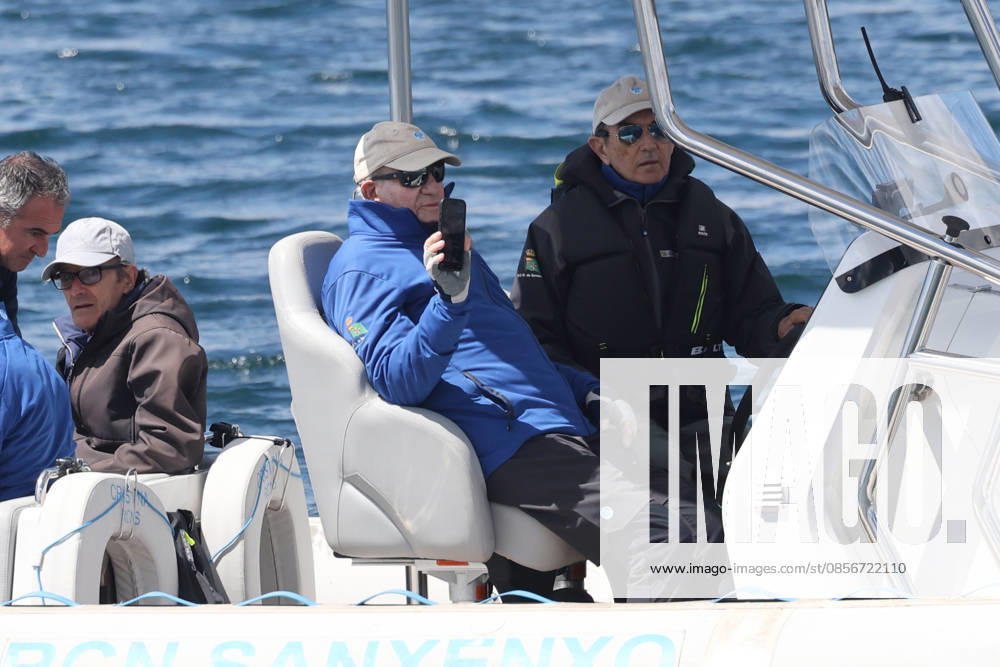 Simoneta Gómez Acebo accompanies King Juan Carlos on his journey at sea King Juan Carlos I and Pedro Campos embark at the port of Sanxenxo, on May 15, 2026, in Sanxenxo Galicia, Spain PUERTO SANXENXO REY JUAN CARLOS 15 MAY 2026 Raú Sanxenxo Sanxenxo Sanxenxo Spain