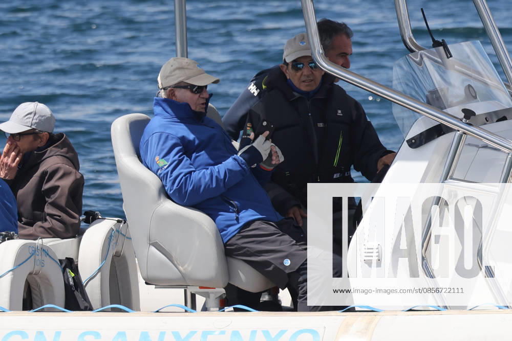 Simoneta Gómez Acebo accompanies King Juan Carlos on his journey at sea King Juan Carlos I and Pedro Campos embark at the port of Sanxenxo, on May 15, 2026, in Sanxenxo Galicia, Spain PUERTO SANXENXO REY JUAN CARLOS 15 MAY 2026 Raú Sanxenxo Sanxenxo Sanxenxo Spain