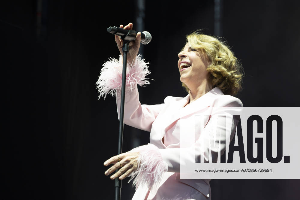 Sole Gimenez performs during her performance festival San Isidro at the Plaza Mayor de Madrid. Madrid Spain - ZUMAs197 20260515_aaa_s197_112
