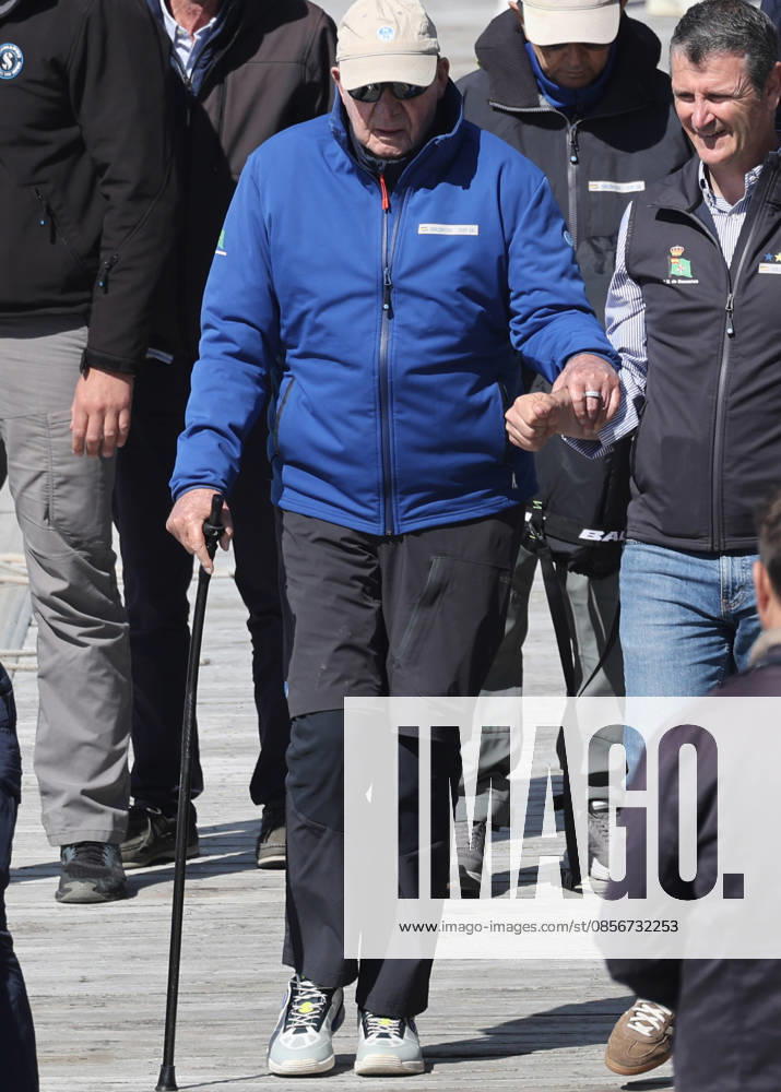 Simoneta Gómez Acebo accompanies King Juan Carlos on his journey at sea King Juan Carlos returns to port after his journey at sea, on May 15, 2026, in Sanxenxo Galicia, Spain PUERTO SANXENXO SIMONETA GÓMEZ ACEBO REY JUAN CARLOS 15 MAY 2026 Raú Sanxenxo Sanxenxo Sanxenxo Espana