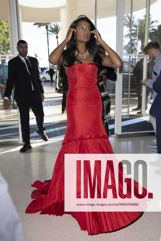Cannes Simone Ashley Exits Martinez MP Cannes, France- May 14: Simone Ashley leaves the Martinez Hotel during 79th Festival of Cannes, on May 15, 2026 in Cannes, France. Photo by Marco Piovanotto ABACAPRESS:COM Cannes France