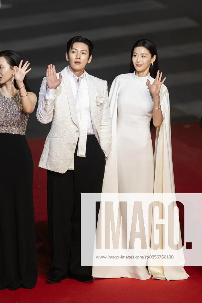 Cannes Gun Che Colony Red Carpet EB South Korean actor Jun Ji-Hyun, South Korean actor Ji Chang-Wook, South Korean actor Koo Kyo-Hwan, South Korean actress Shin Hyeon-Bin during the Gun-Che Colony red carpet during the 79th Cannes Film Festival in Cannes, France on May 15, 2026. Photo by Eliot Blondet ABACAPRESS.COM Cannes France France