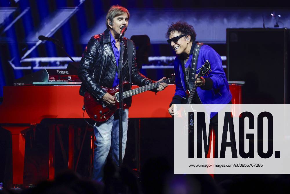 Jonathan Cain and Neal Schon of the band Journey performs on stage during the 2026 Final Frontier Tour at Benchmark International Arena on Friday, May 15, 2026 in Tampa. Tampa USA - ZUMAs70_ 20260515_zan_s70_031