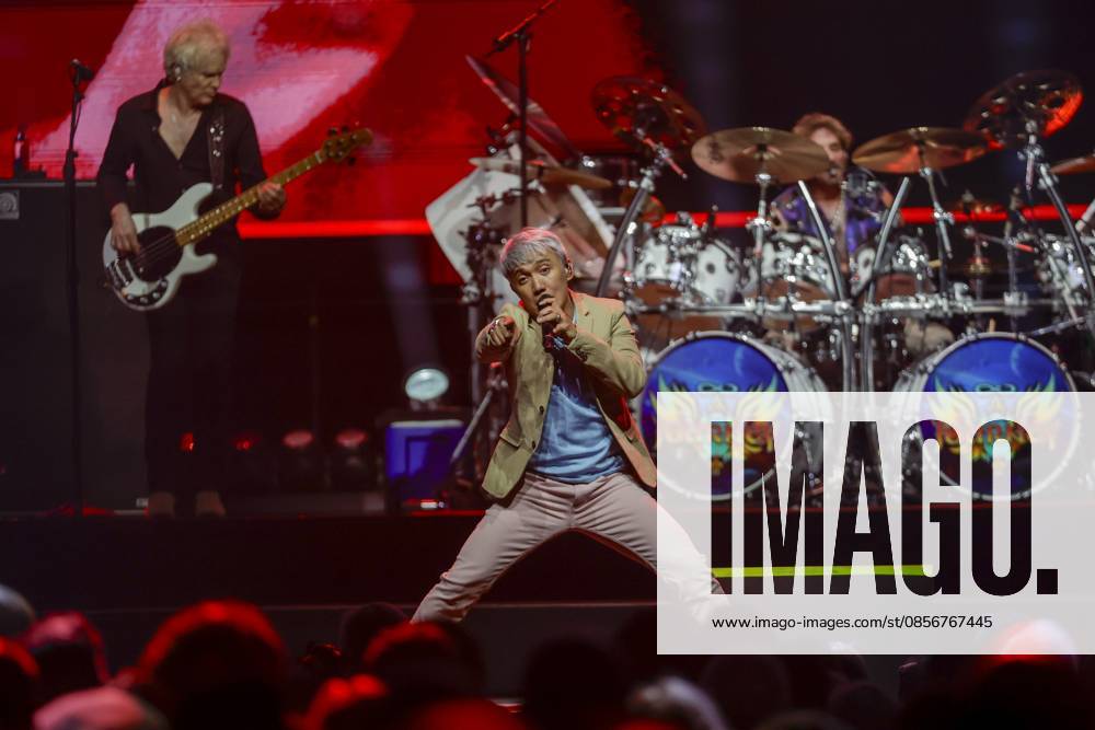 Lead singer Arnel Pineda of the band Journey performs on stage during the 2026 Final Frontier Tour at Benchmark International Arena on Friday, May 15, 2026 in Tampa. Tampa USA - ZUMAs70_ 20260515_zan_s70_021