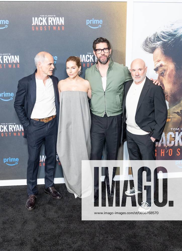 New York, NY, May 15, 2026: Michael Kelly, Sienna Miller, John Krasinski, Andrew Bernstein attend World Premiere of Amazon MGM Studios Tom Clancy s Jack Ryan: Ghost War at Regal Times Square Bronx USA - ZUMAr339 20260515_znp_r339_069