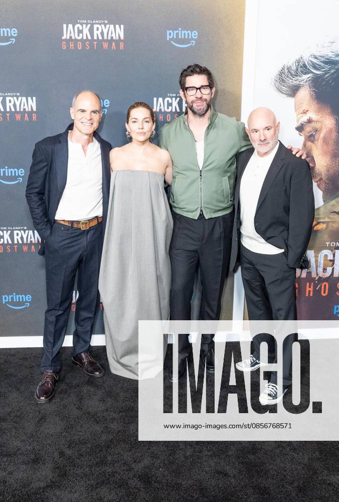 New York, NY, May 15, 2026: Michael Kelly, Sienna Miller, John Krasinski, Andrew Bernstein attend World Premiere of Amazon MGM Studios Tom Clancy s Jack Ryan: Ghost War at Regal Times Square Bronx USA - ZUMAr339 20260515_znp_r339_070