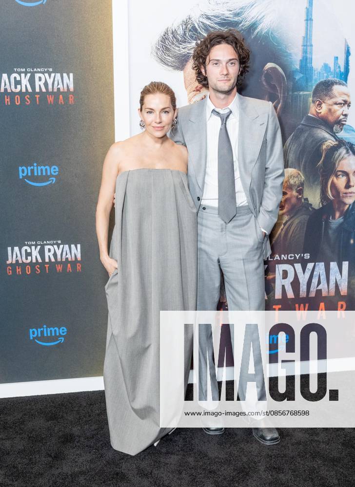 New York, NY, May 15, 2026: Sienna Miller and Oli Green attend World Premiere of Amazon MGM Studios Tom Clancy s Jack Ryan: Ghost War at Regal Times Square Bronx USA - ZUMAr339 20260515_znp_r339_082