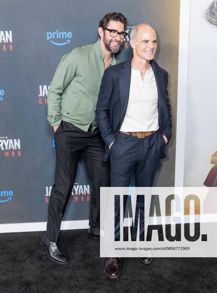 New York, NY, May 15, 2026: John Krasinski and Michael Kelly attend World Premiere of Amazon MGM Studios Tom Clancy s Jack Ryan: Ghost War at Regal Times Square Bronx USA - ZUMAr339 20260515_znp_r339_042