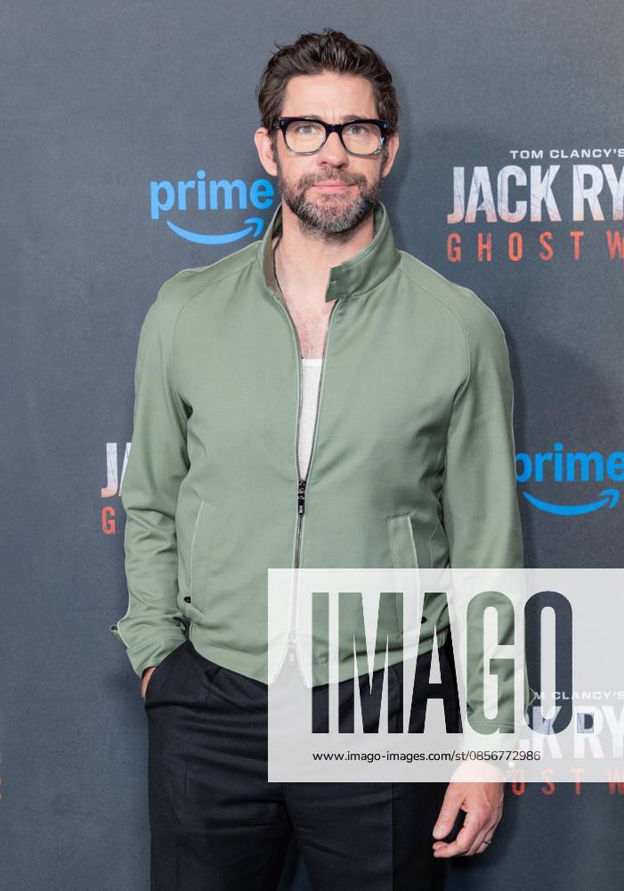 New York, NY, May 15, 2026: John Krasinski attends World Premiere of Amazon MGM Studios Tom Clancy s Jack Ryan: Ghost War at Regal Times Square Bronx USA - ZUMAr339 20260515_znp_r339_036