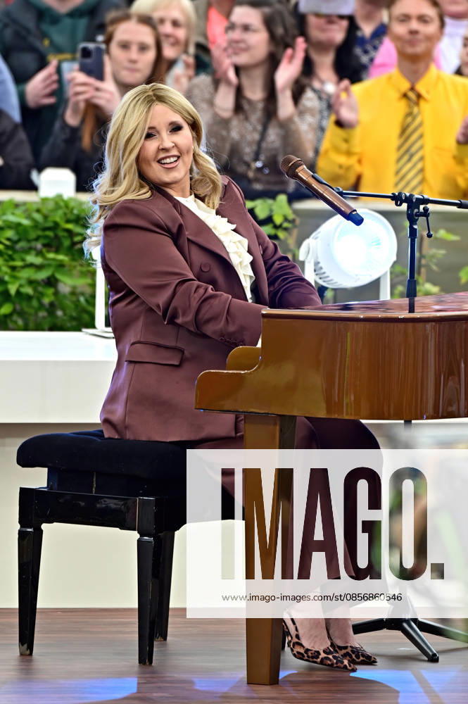 ZDF - Fernsehgarten. Sängern Maite Kelly während der ZDF - Unterhaltungsshow Fernsehgarten am 17.05.2026 in Mainz. 20260517MWI122271