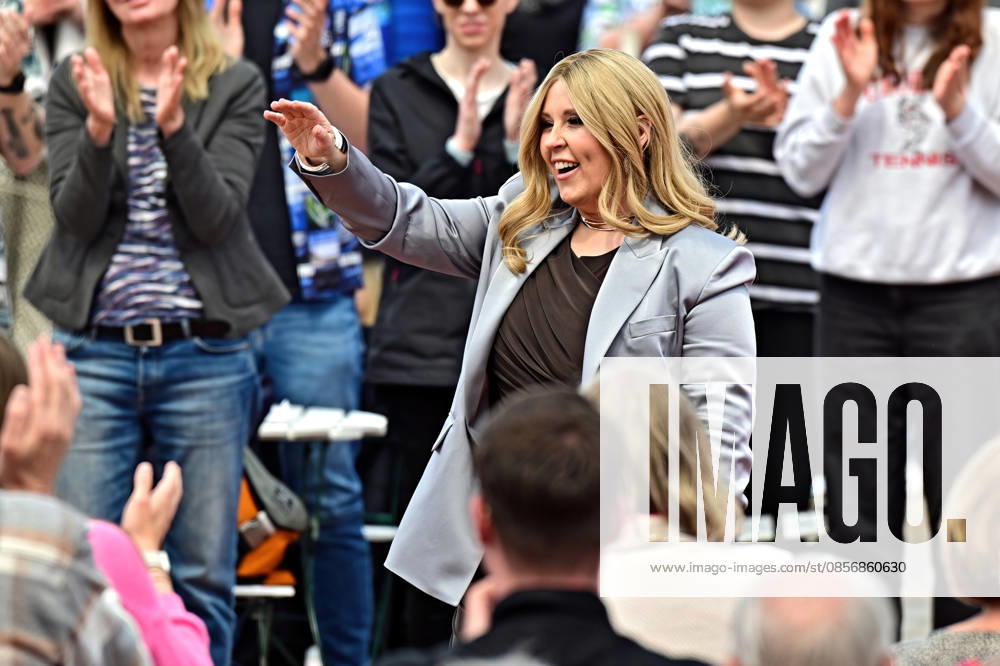 ZDF - Fernsehgarten. Sängern Maite Kelly während der ZDF - Unterhaltungsshow Fernsehgarten am 17.05.2026 in Mainz. 20260517MWI122712