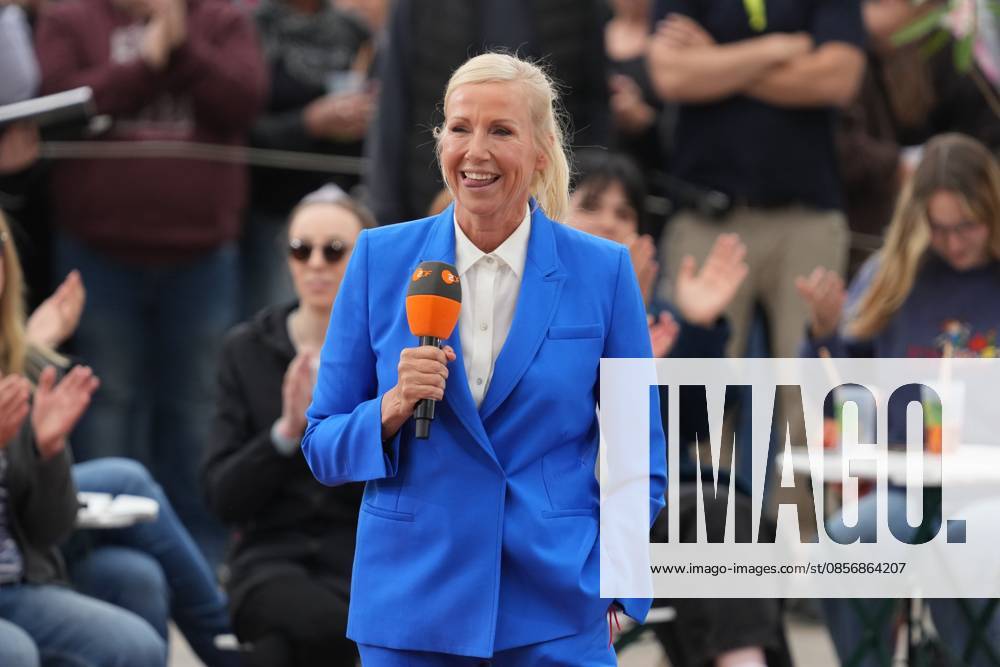 ZDF-Fernsehgarten 2026. Andrea (Kiwi) Kiewel im ZDF Fernsehgarten bei der Schlagerparty am 17.05.2026 in Mainz. Mainz ZDF Fernsehgarten Rheinland-Pfalz