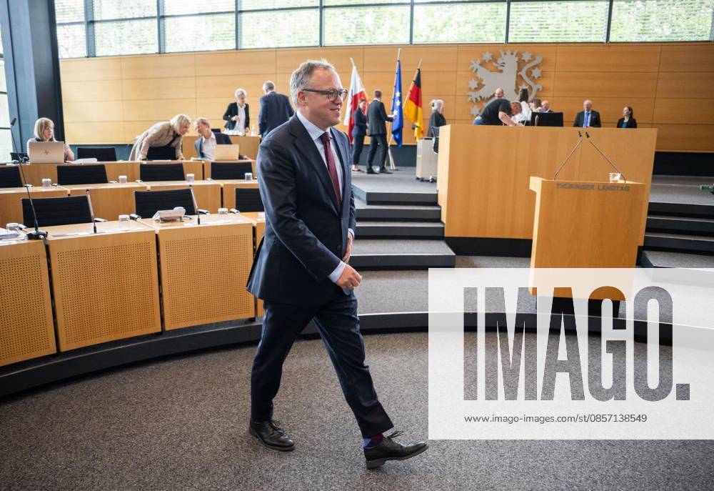 Thüringer Landtag 8. Wahlperiode 43. Plenarsitzung im Foto: Ministerpräsident Mario Voigt (CDU) ( Deutschland Thueringen Erfurt