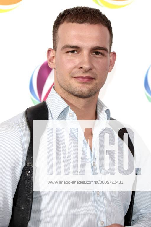Eric Stehfest beim Fototermin zur Präsentation vom Sat.1-Deutsche Fiction-Programm für den Herbst 2018 sowie der Serien- und Movie-Entwicklungen für 2019 im Altonaer Kaispeicher. Hamburg