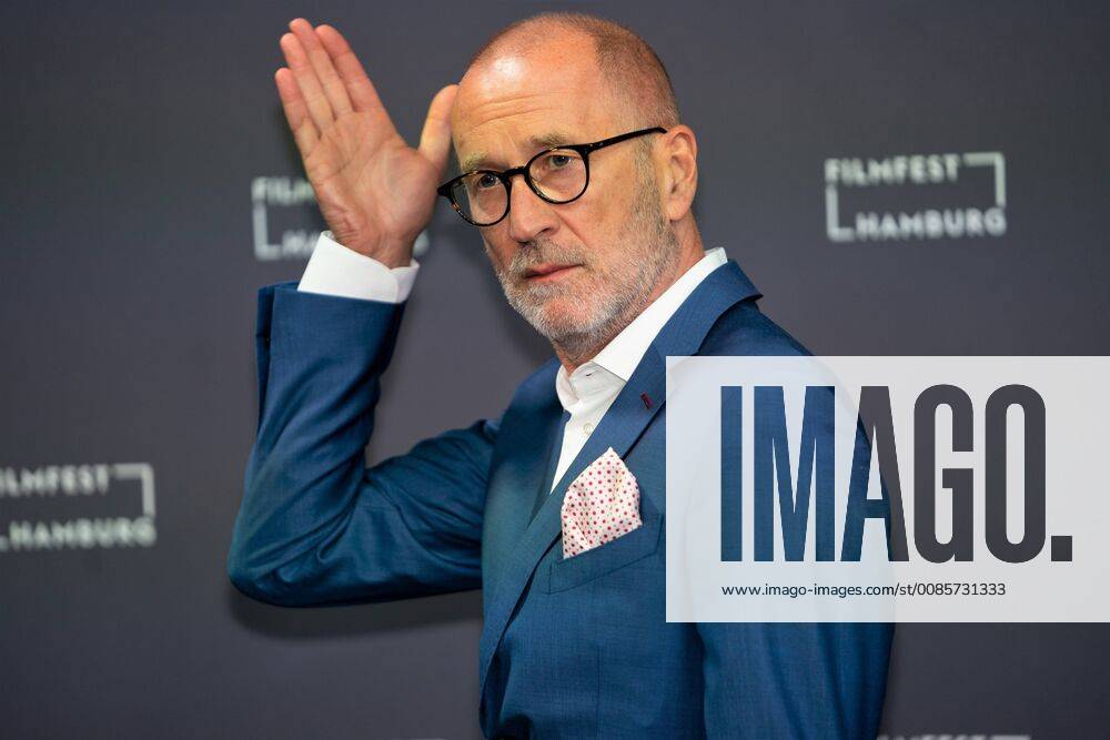 Peter Lohmeyer Porträt Portrait;Eröffnung Filmfest Hamburg 2ß18 - Roter Teppich Film Fest im Cinemaxx Dammtor, Hamburg Hamburg Deutschland Cinemaxx Dammtor