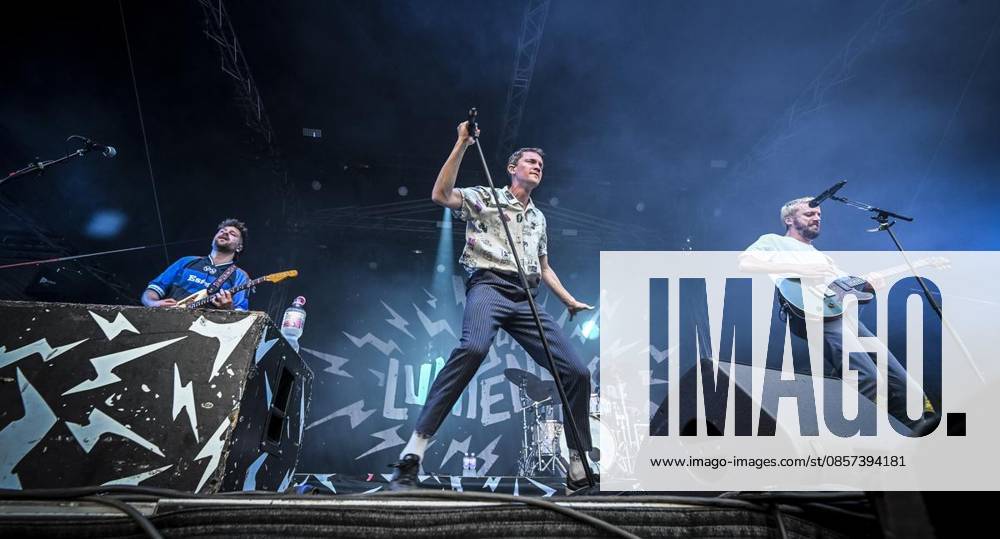 Hauptbühne: Das Lumpenpack am Samstag, dem 23 05 2026. Das Pfingst Open Air Essen-Werden geht in die 41. Runde. Bei sommerlichem Wetter feierten 10000 Menschen das Musikfestival. Das Festival ist umsonst und draußen. Drei Bühnen auf dem Gelände im Löwental wurden bespielt. Deutschland NRW Essen