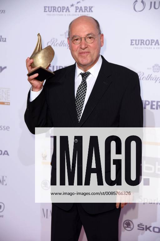 Entertainment Bilder der Woche KW39 Gregor Gysi bei der Goldene Henne 2018 in der Messe Leipzig am 28.09.2018 - Gewinnerwand