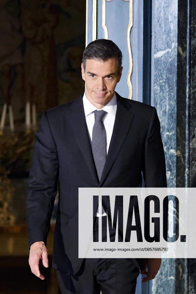 Spain s Prime Minister, Pedro Sanchez, on his way to attend a press conference held at the Spanish Embassy to the Holy See, Rome, Italy, 27 May 2026. ANSA FABIO FRUSTACI. Rome ITALY - ZUMAa110 20260527_zaf_a110_008