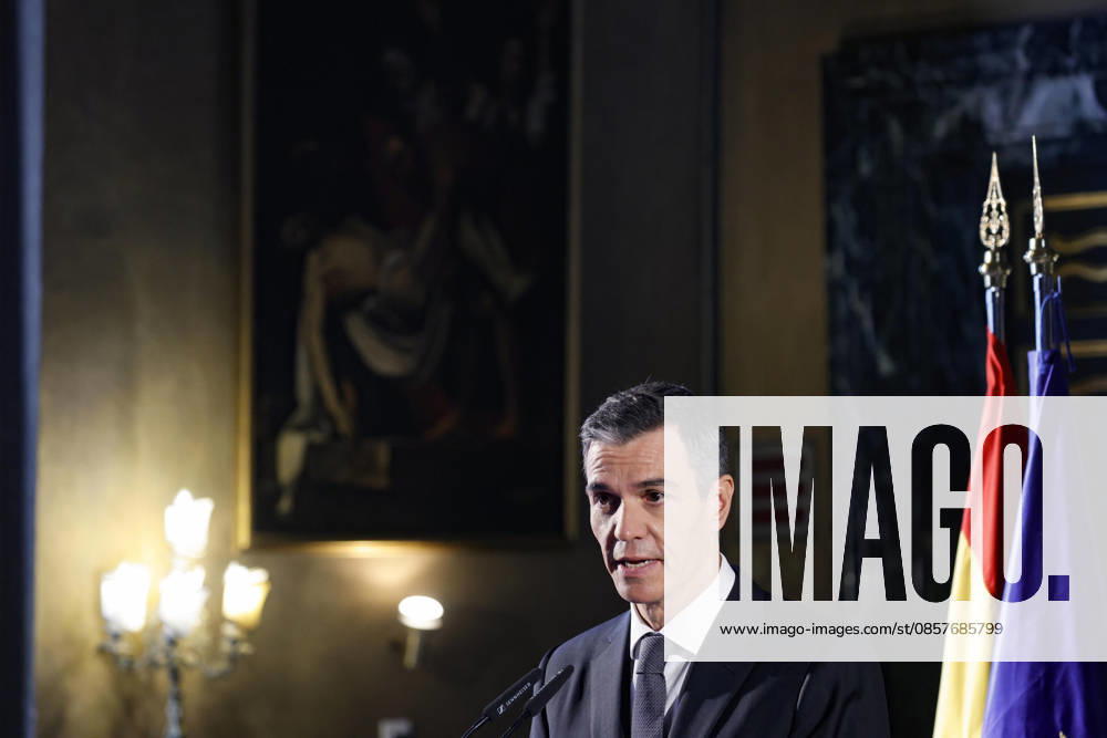 Spain s Prime Minister, Pedro Sanchez, attends a press conference held at the Spanish Embassy to the Holy See, Rome, Italy, 27 May 2026. ANSA FABIO FRUSTACI. Rome ITALY - ZUMAa110 20260527_zaf_a110_009