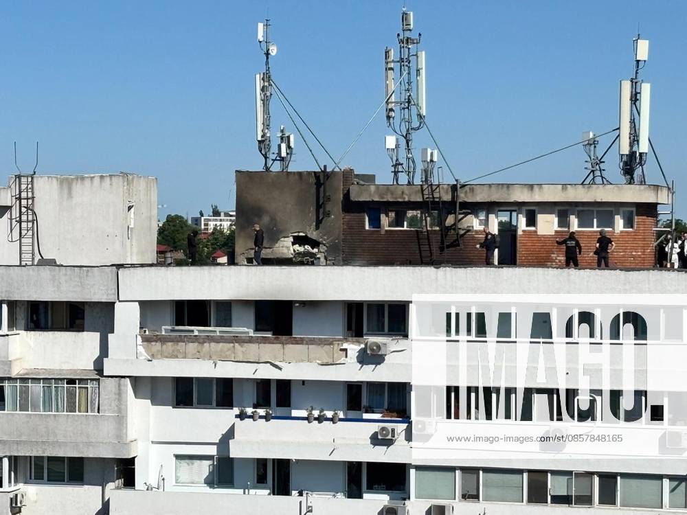 Russian drone crashes into apartment building in Romania GALATI, ROMANIA - MAY 29: A view shows destruction caused by a Russian drone hitting an apartment building in the eastern city of Galati, Romania, on May 29, 2026. Stringer Anadolu Galati Romania. Editorial use only. Please get in touch for any other usage.