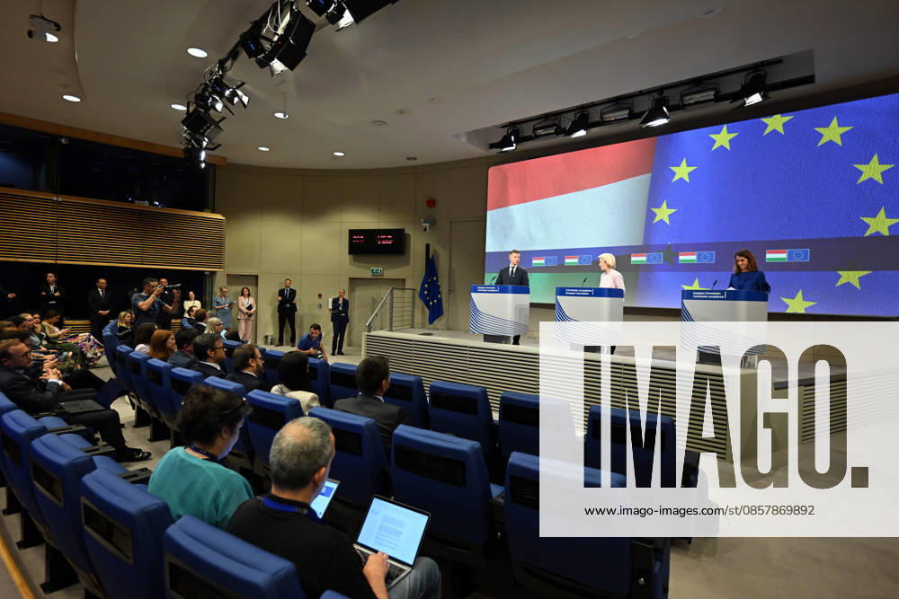 Peter Magyar - Ursula von der Leyen joint press conference in Brussels BRUSSELS, BELGIUM - MAY 29: Hungarian Prime Minister Peter Magyar and European Commission President Ursula von der Leyen hold a joint press conference in Brussels, Belgium, on May 29, 2026. Dursun Aydemir Anadolu Brussels Belgium. Editorial use only. Please get in touch for any other usage.