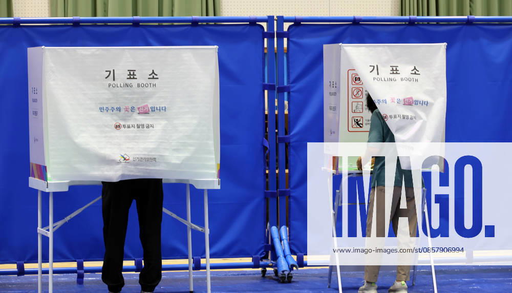2nd day of early voting 2nd day of early voting People vote at a polling station in Cheongju, about 110 kilometers south of Seoul, on May 30, 2026, the second and final day of early voting for the June 3 local elections. (Yonhap) 2026-05-30 10:47:58 < 1980-2026 YONHAPNEWS AGENCY. .> Ã»ÁÖ½oÃæÃ»ºÏµµ ÃæÃ»ºÏµµ,ÃæÃ»ºÏµµ