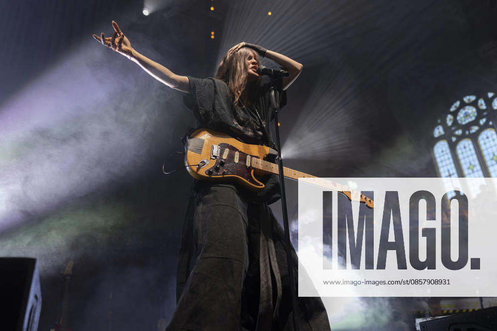 Sofia Isella performs at Manchester Albert Hall Sofia Isella performs at Albert Hall, Manchester, England, 29th May 2026, Credit:Mike Gray MIKE GRAY - B4227 Avalon