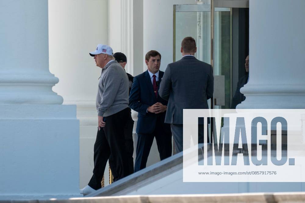 President DONALD TRUMP steps out of the White House as he heads toward his vehicles to depart the White House. Washington USA - ZUMAs365 20260530_znp_s365_005