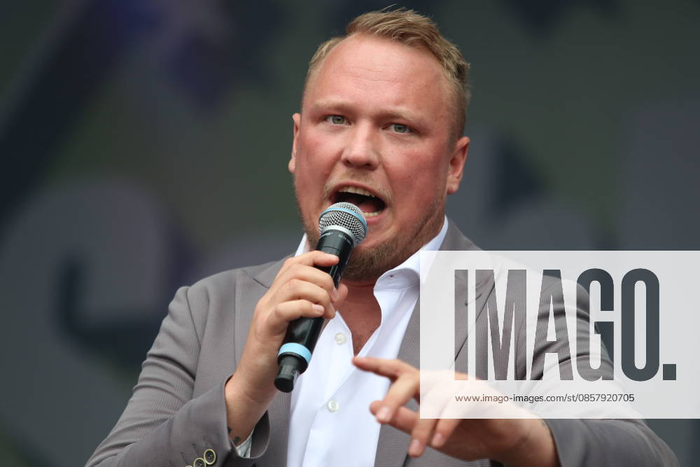 Noel Terhorst beim SchlagerOlymp 2026 Auftritt beim Schlagerfestival am 30.05.2026 auf dem Zentralen Festplatz in Berlin.