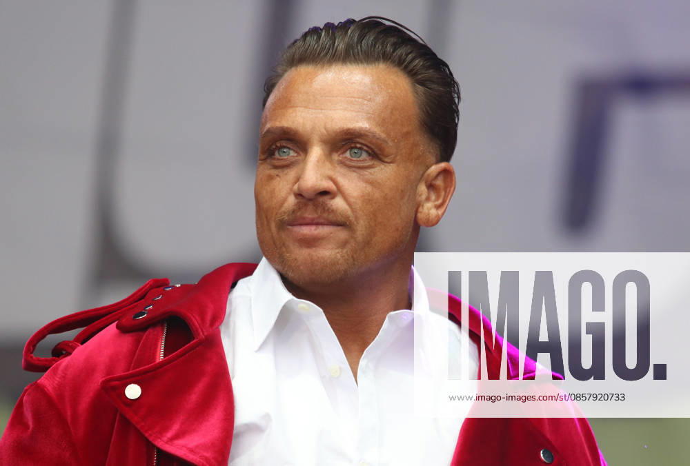 Menowin Fröhlich beim SchlagerOlymp 2026 Auftritt beim Schlagerfestival am 30.05.2026 auf dem Zentralen Festplatz in Berlin.