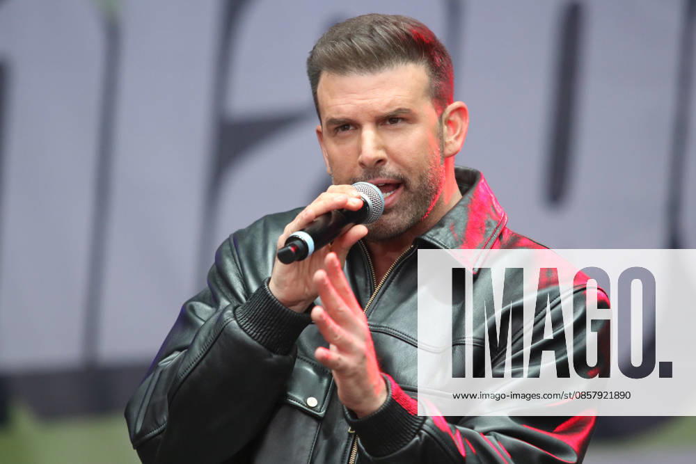 Jay Khan beim SchlagerOlymp 2026 Auftritt beim Schlagerfestival am 30.05.2026 auf dem Zentralen Festplatz in Berlin.
