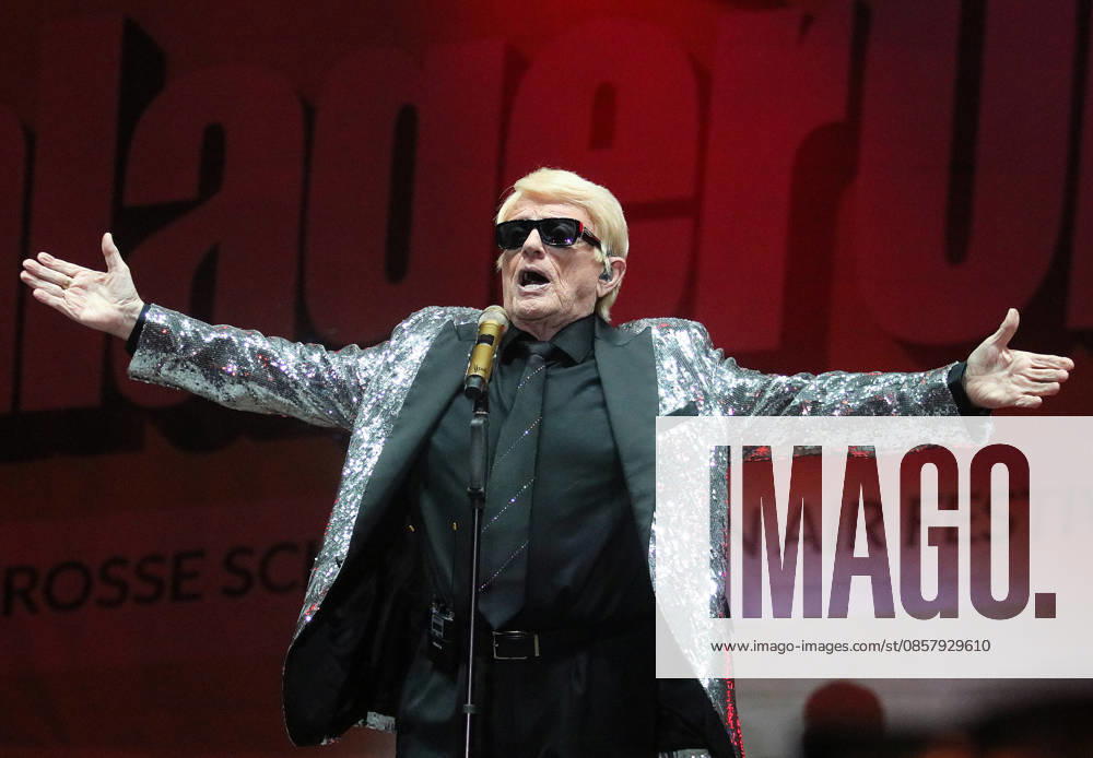 Heino beim SchlagerOlymp 2026 Auftritt beim Schlagerfestival am 30.05.2026 auf dem Zentralen Festplatz in Berlin.