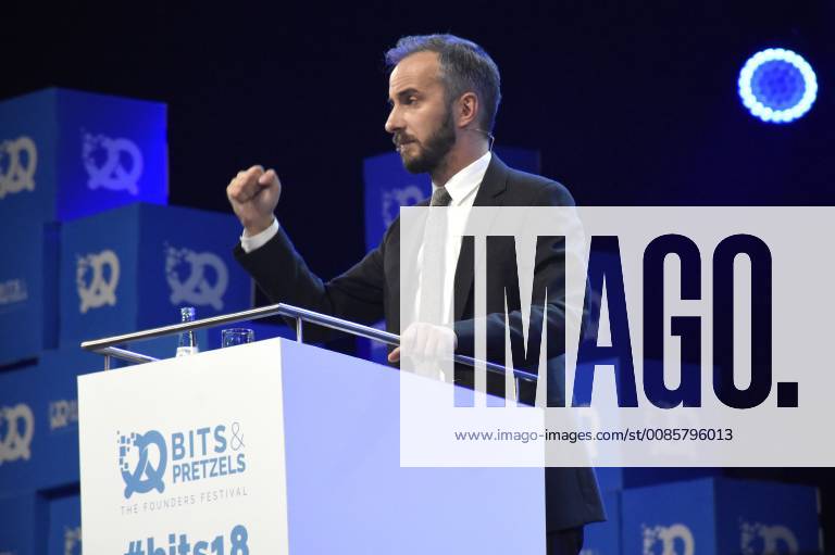 Jan Böhmermann beim 6. Bits & Pretzels Founders Festival 2018 im ICM. München