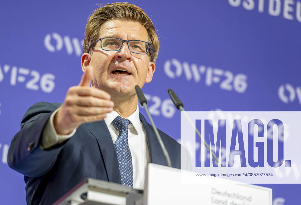 Marcin Piatkowski - OWF26 EUR, Deutschland, Berlin, 31.05.2026: Prof. Marcin Piatkowski von der Universität Warschau zur Konferenz des Ostdeutschen Wirtschaftsforum unter dem Leitgedanken Eine neue (Un)Ordnung, welche Rolle spielt Deutschland und Europa im globalen Systemwettbewerb? Ostdeutschland steht dabei im Mittelpunkt als Region. Die Transformation im Gespräch zwischen Politik, Wirtschaft und Gesellschaft