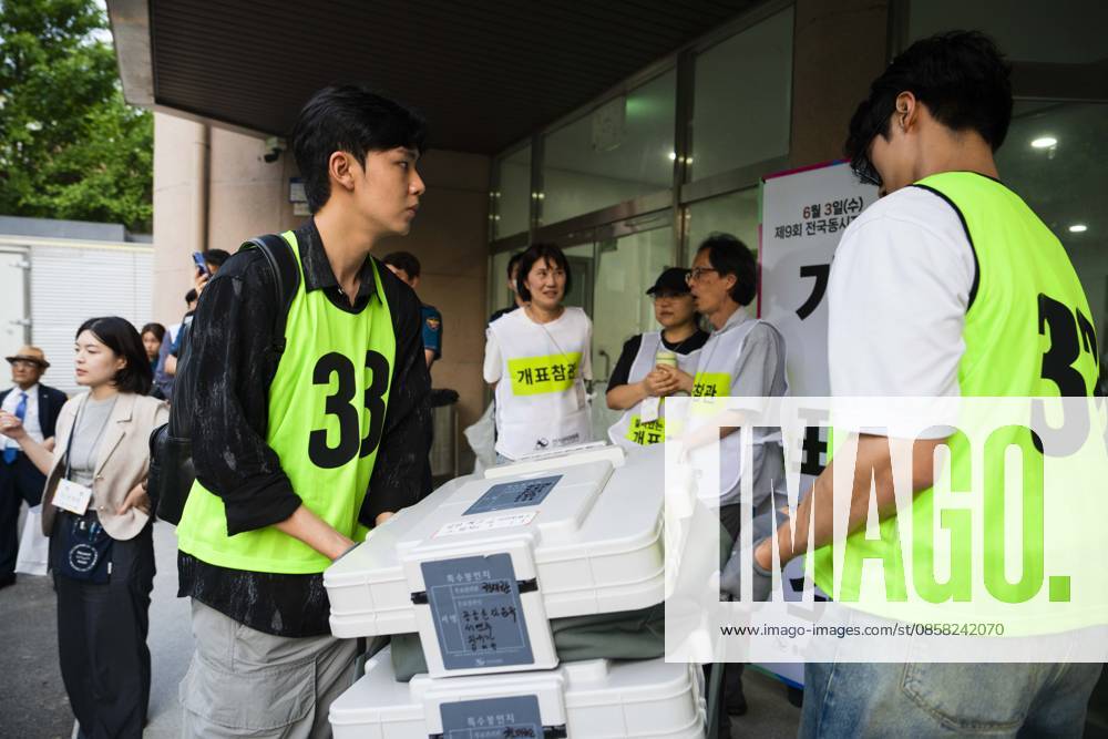Poll workers move ballot boxes after the conclusion of voting in South Koreaâ€⠢s local elections on Wednesday, June 3, 2026 in Seoul, South Korea. Seoul South Korea - ZUMAh163 20260603_znp_h163_042