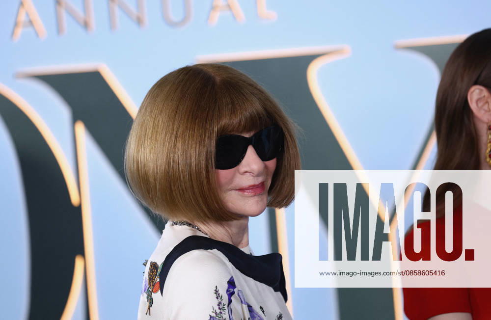 Tony Awards - Arrivals - NYC Anna Wintour attends the Tony Awards at Radio City Hall in New York, NY on June 7, 2026. Photo by Charles Guerin ABACAPRESS.COM New York City NY United States