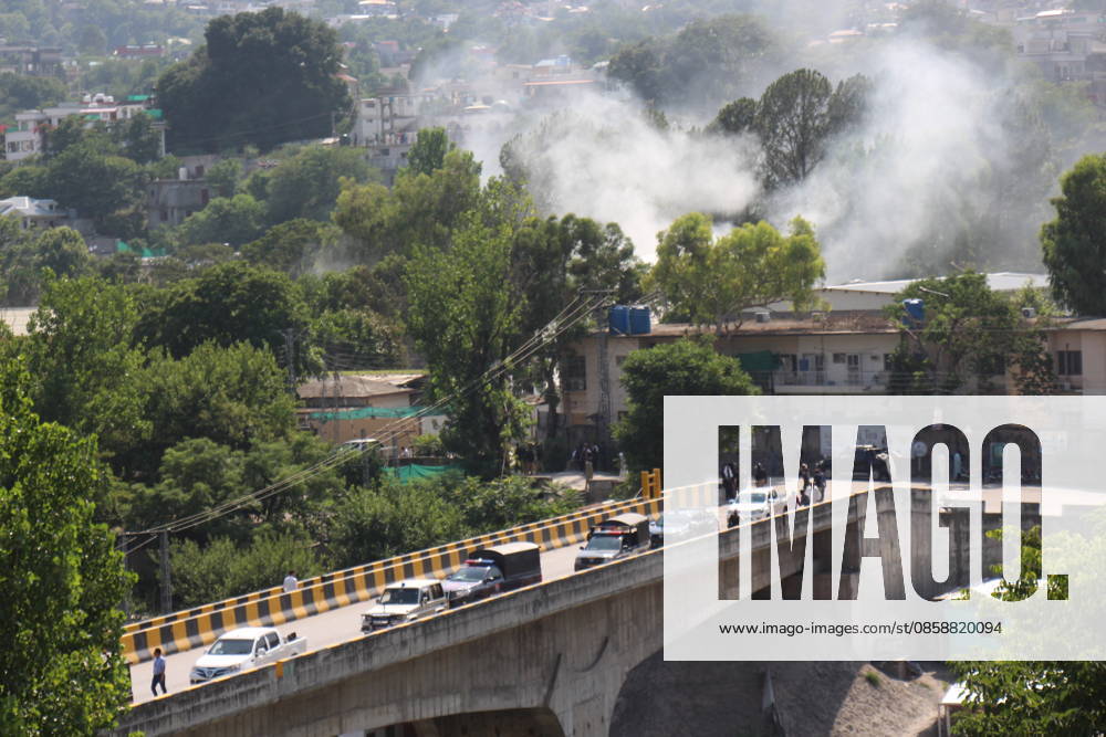 Pakistani army says chopper crashes in Muzaffarabad, all personnel dead MUZAFFARABAD, PAKISTANI-ADMINISTRATED KASMIR - JUNE 10: Smoke rises from the spot where a Pakistani Army Mi-17 helicopter crashed during take-off due to a reported technical fault, the military said, near Muzaffarabad, the capital of Pakistani-administered Kashmir on June 10, 2026. According to the Inter-Services Public Relations (ISPR), all personnel on board were killed in the accident, with no survivors. Naseer Hamed Anadolu Muzaffarabad Pakistan. Editorial use only. Please get in touch for any other usage.