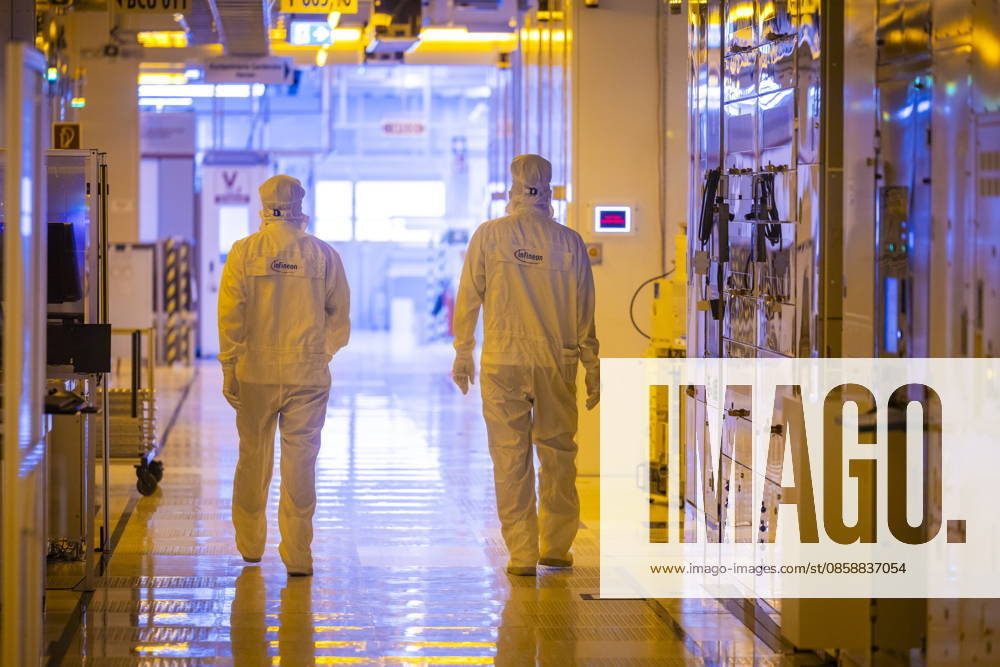 Infineon Technologies AG in Dresden Reinraum der neuen Smart Power Fab der Infineon Technologies AG in Dresden am 10. Juni. Am 2. Juli wird die Smart Power Fab feierlich eröffnet. Das neue Werk ist mit einem Investitionsvolumen von fünf Milliarden Euro die größte Einzelinvestition in der Geschichte von Infineon und eines der größten Investitionsprojekte in Deutschland. 300 mm Waferfertigung am Standort Dresden der Infineon Technologies AG Dresden Sachsen Deutschland