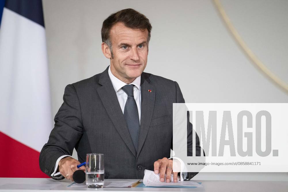 Emmanuel Macron at a meeting with the G7 Engament Groups - Paris French President Emmanuel Macron look and gestures during a meeting with the G7 Engament Groups at the Elysee Palace, French Presidential Palace, in Paris, on June 10, 2026. Photo by Eliot Blondet ABACAPRESS.COM Paris France France
