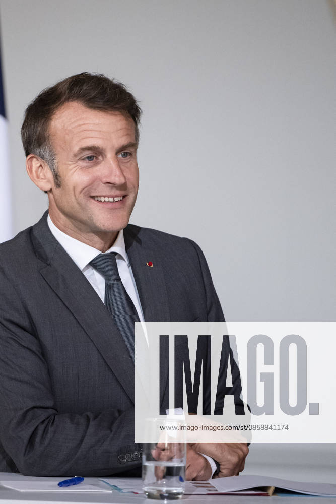 Emmanuel Macron at a meeting with the G7 Engament Groups - Paris French President Emmanuel Macron look and gestures during a meeting with the G7 Engament Groups at the Elysee Palace, French Presidential Palace, in Paris, on June 10, 2026. Photo by Eliot Blondet ABACAPRESS.COM Paris France France
